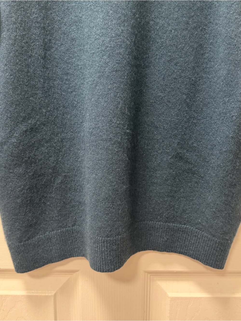 Talbots Pure Cashmere 3/4 Sleeve Sweater, Deep Teal/Blue. Super Soft. Medium - Picture 3 of 12